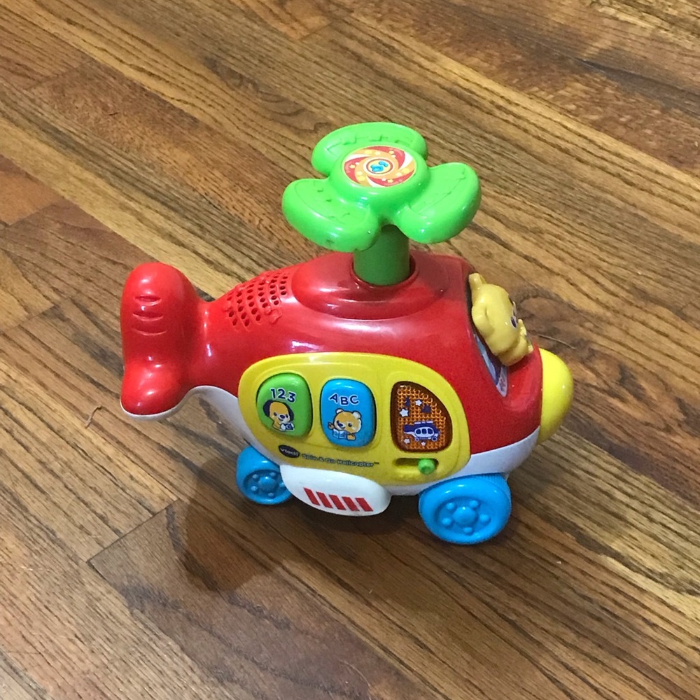 VTech Spin and Go Helicopter, Red
Pressing down on the propeller crawl and chase - Picture 2 of 12